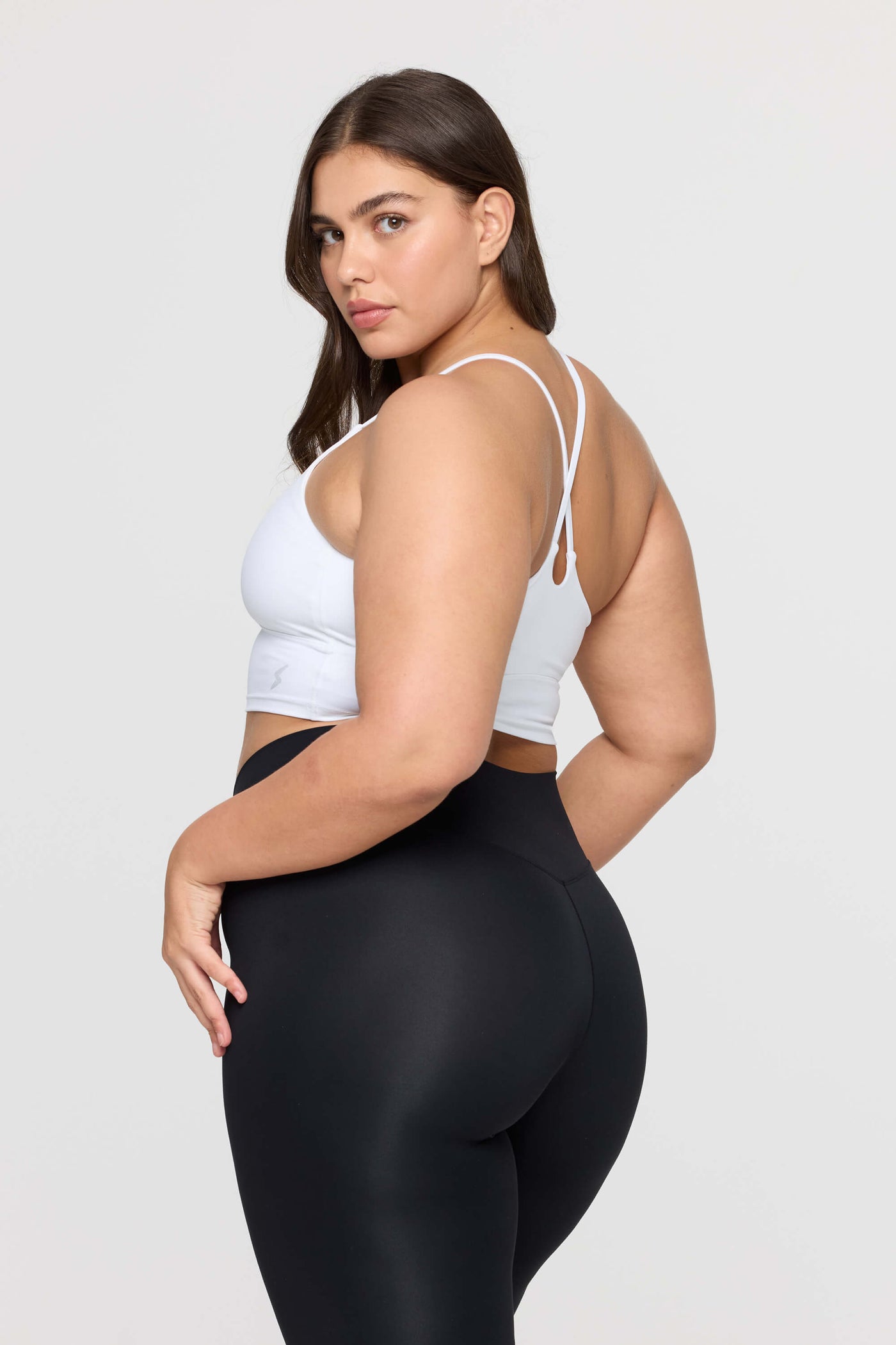 | L