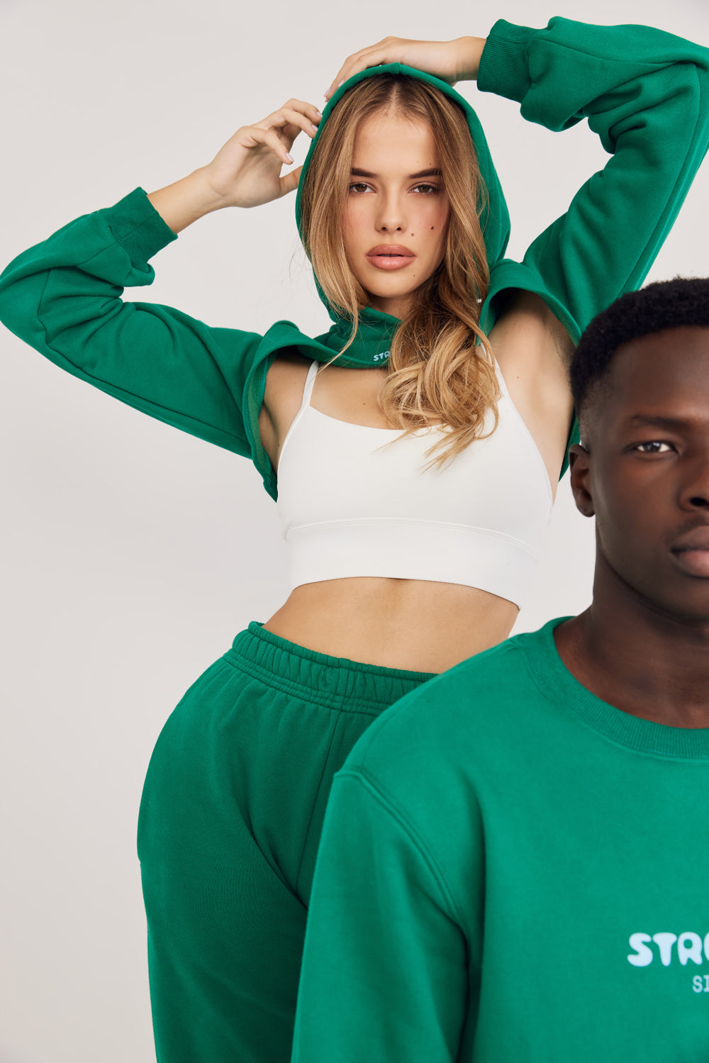 קרופ טופ בצבע ירוק cloud