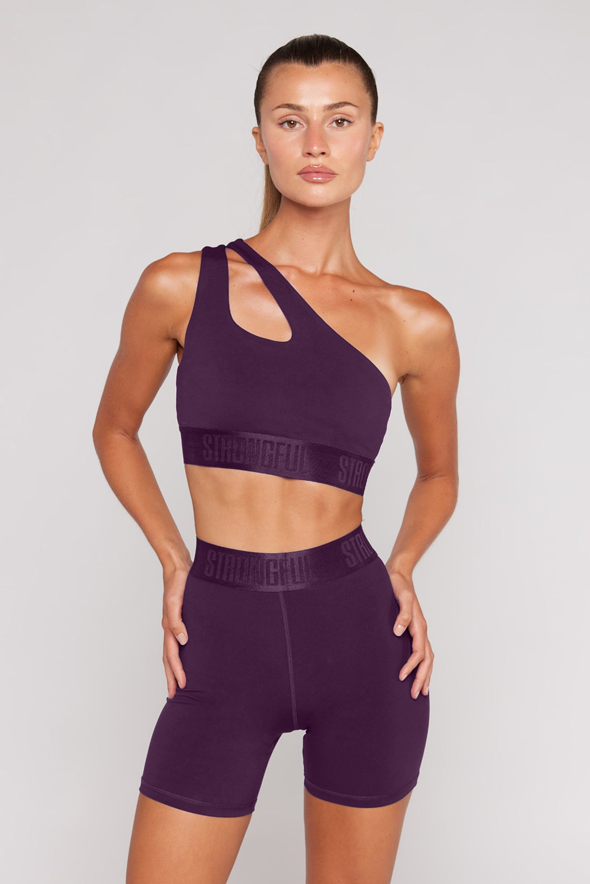  | XS