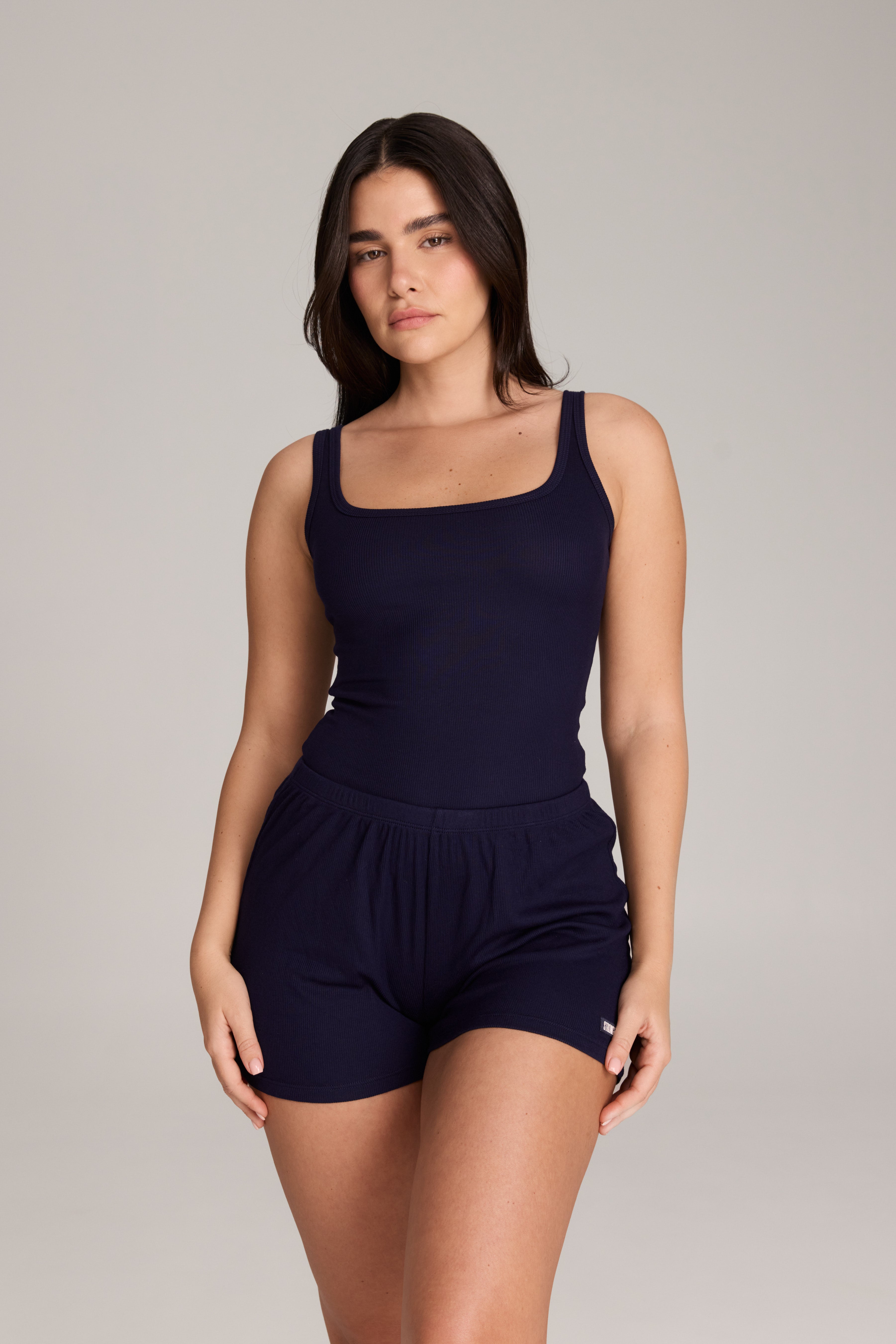 גופייה עם מחשוף מרובע ריב רך