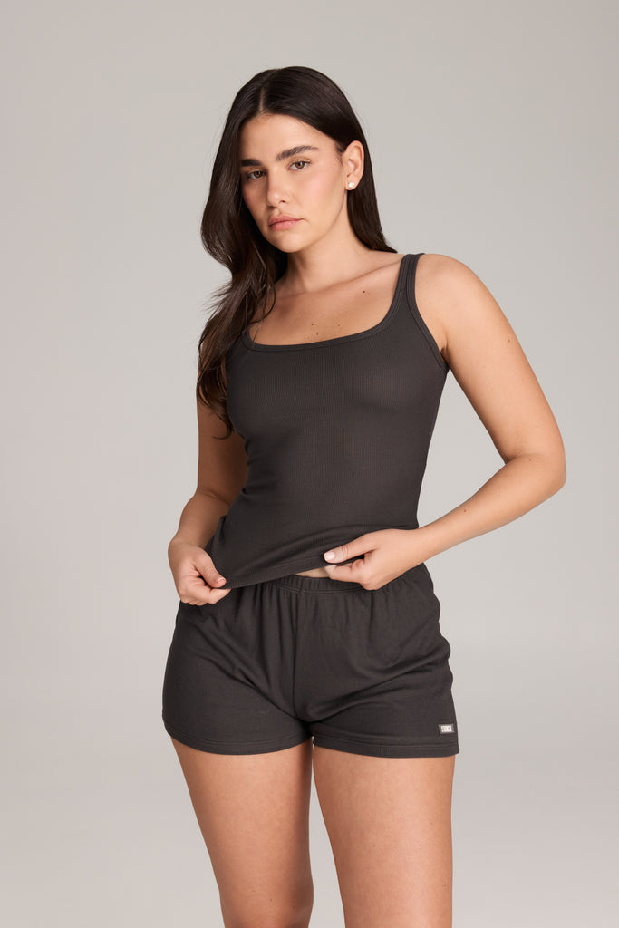 גופייה עם מחשוף מרובע ריב רך