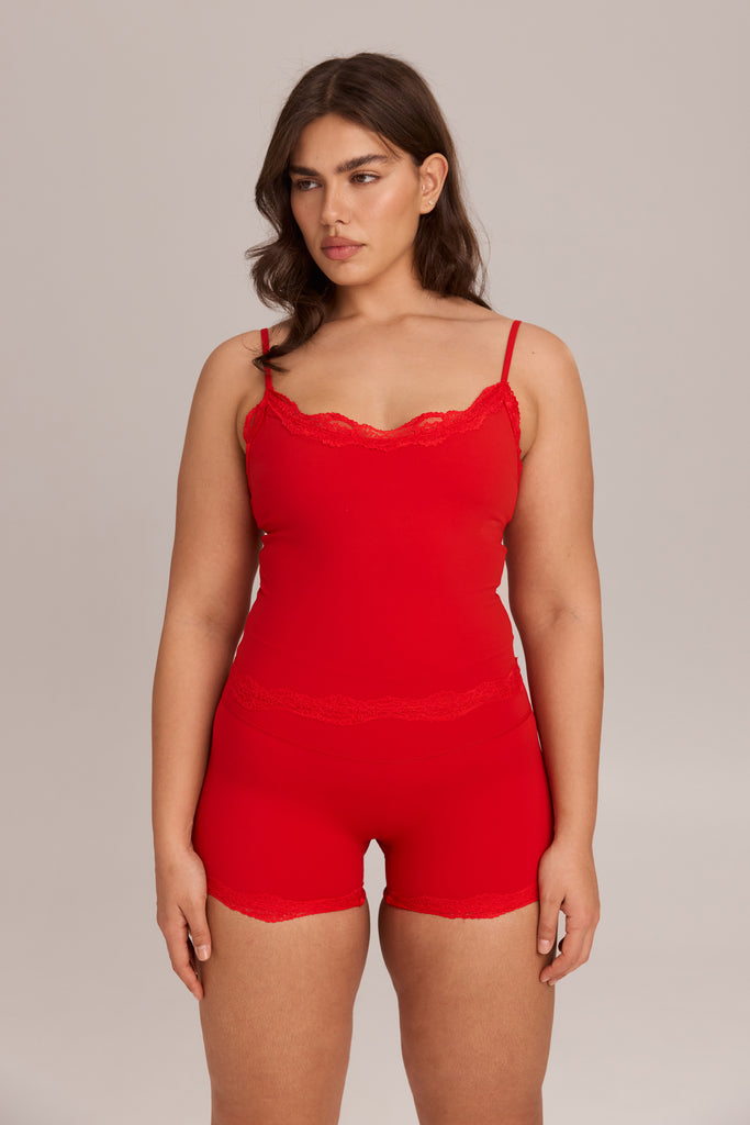 טייץ קצר עם גימור תחרה