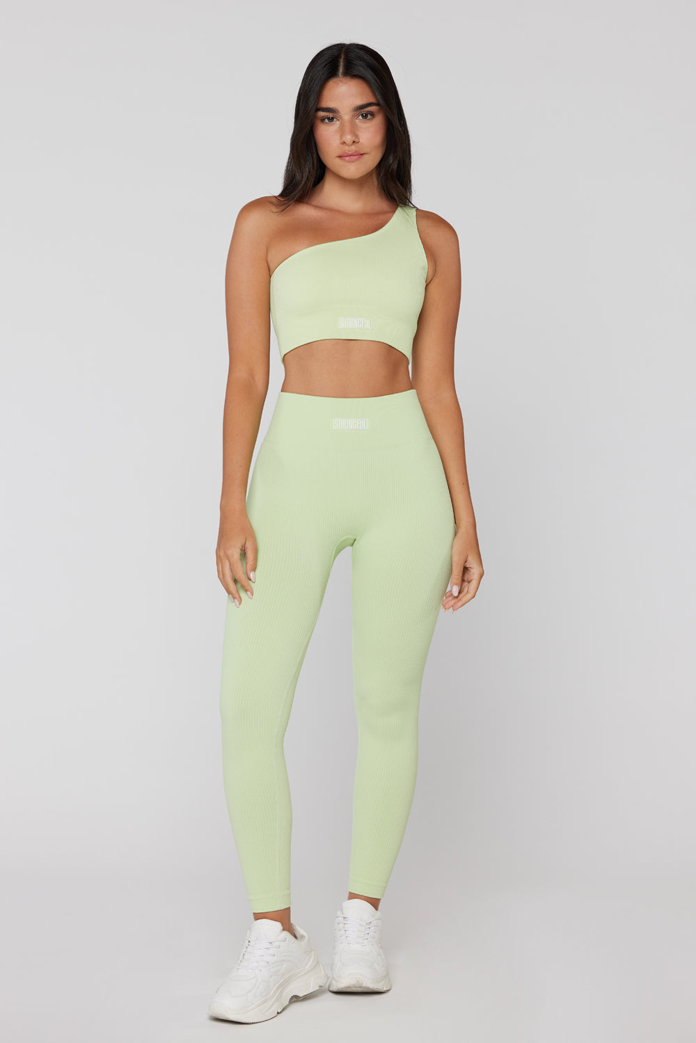  | XS
