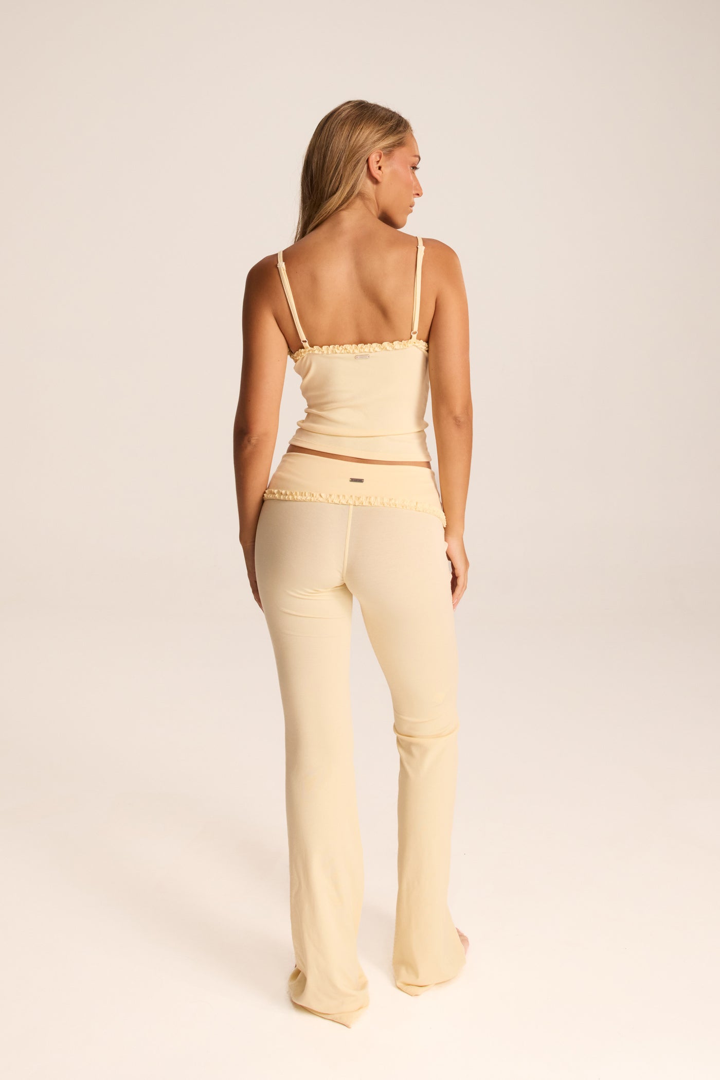 Loungewear מכנס מתקפל עם עיטורי מלמלה
