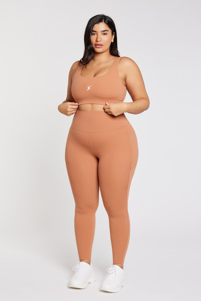 טופ ספורטיבי בצבע אפרסק Core | L