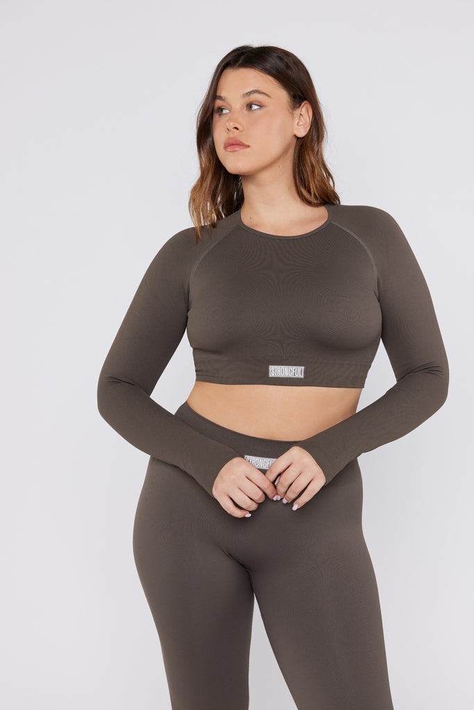 חולצת קרופ טופ ספורטיבי בצבע חום Venture | L